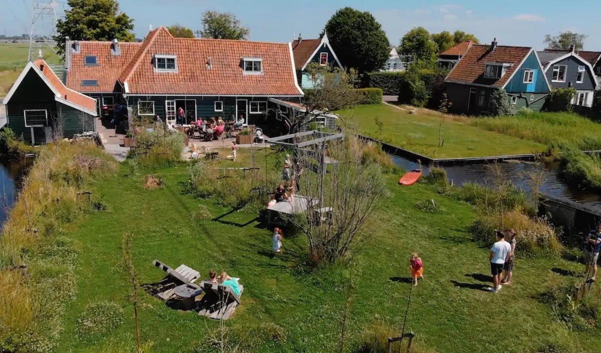 Boutique Hotel Jongwijs Westzaan Buitenkant foto