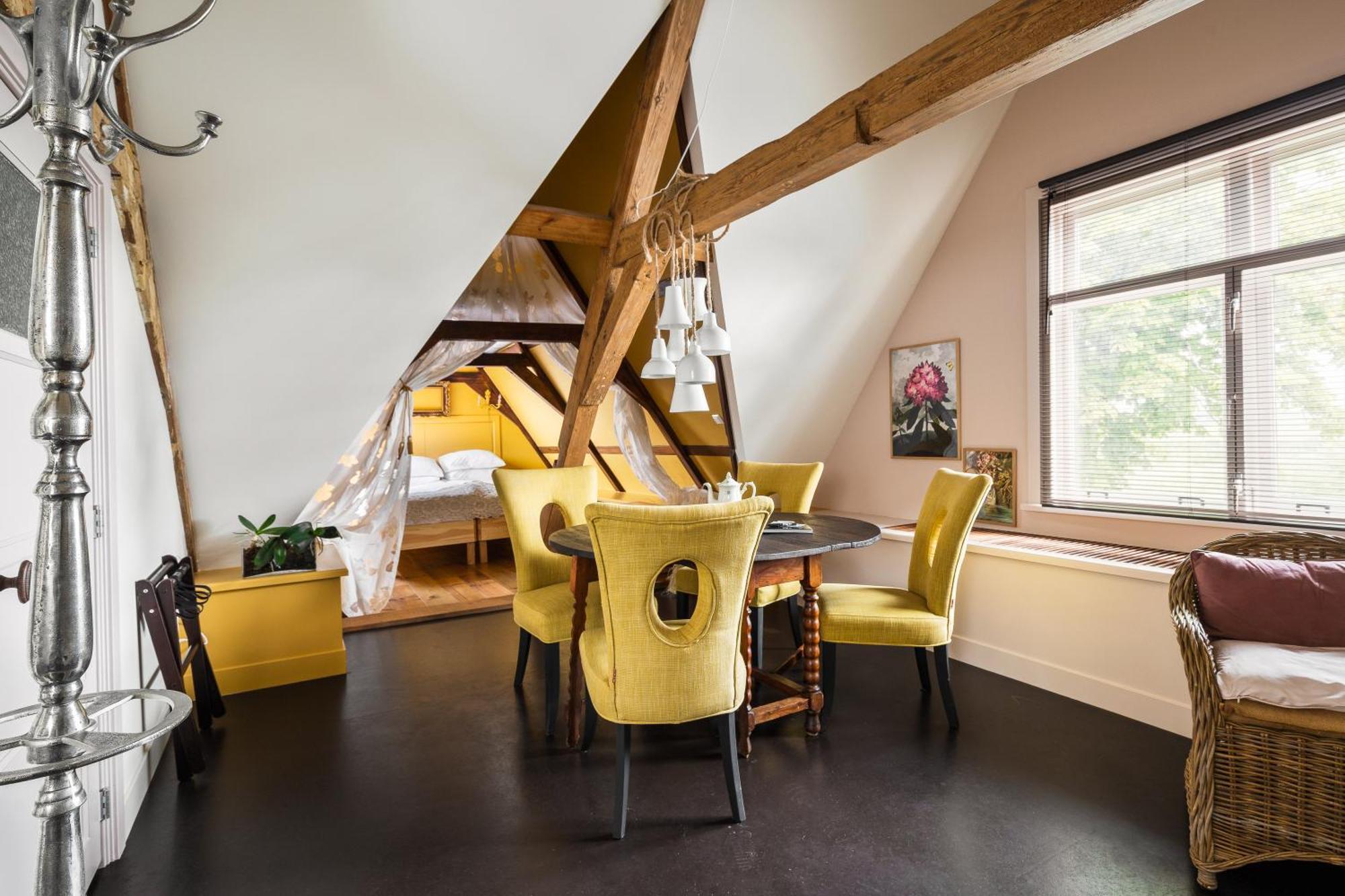 Boutique Hotel Jongwijs Westzaan Buitenkant foto