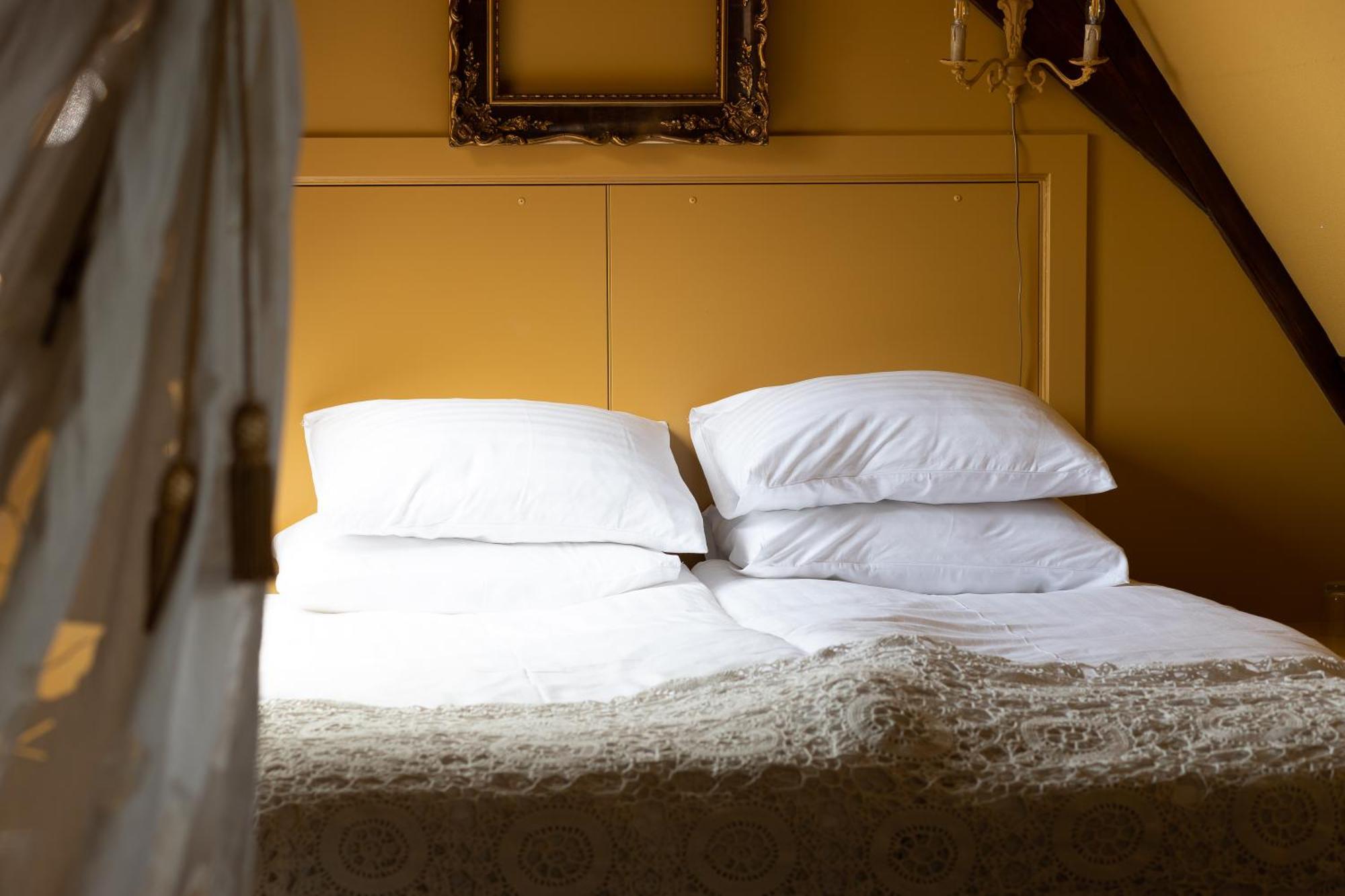 Boutique Hotel Jongwijs Westzaan Buitenkant foto