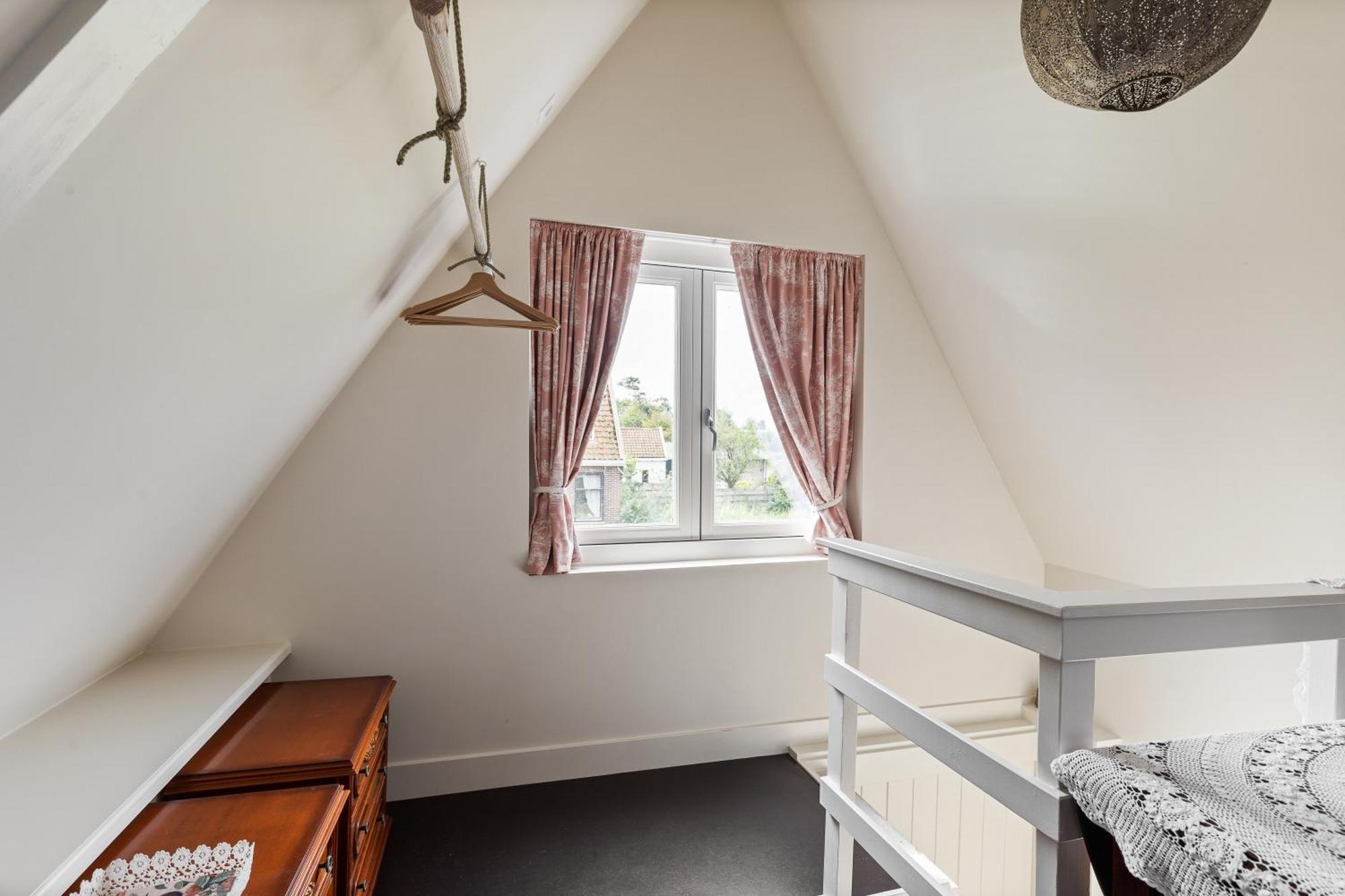 Boutique Hotel Jongwijs Westzaan Buitenkant foto